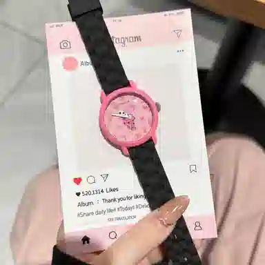 番米拉狂欢派对系列 石英机芯 硅胶表带 国表 女表 红色表盘