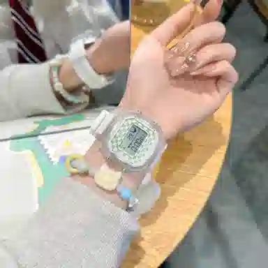 番米拉石英机芯 硅胶表带 国表 女表 米色表盘