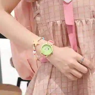 番米拉狂欢派对系列 石英机芯 硅胶表带 国表 女表 红色表盘