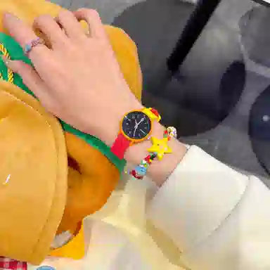 番米拉石英机芯 硅胶表带 国表 女表 红色表盘