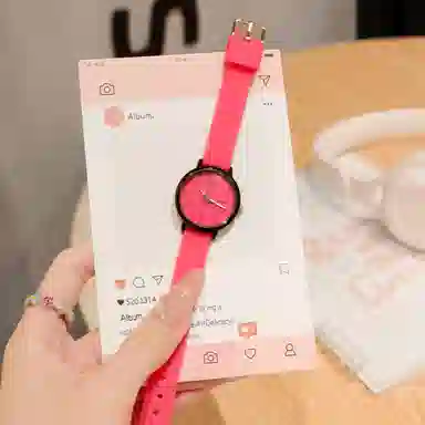 番米拉石英机芯 硅胶表带 国表 女表 红色表盘