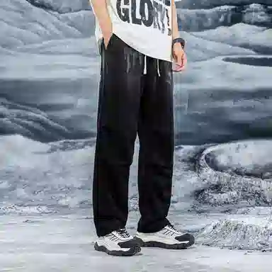 三体 危机脱水系列 简约字母印花直筒宽松垂感自然基础款美式复古高街潮牌时尚百搭舒适薄款多巴胺学生户外休闲裤 男女同款 黑色