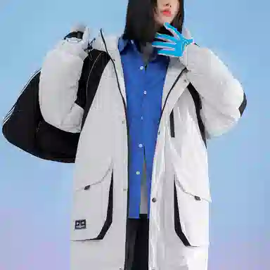 三体 太空亚洲战舰队系列 拼接撞色字母绣花章保暖加厚防风防水派克服拉链工装口袋户外休闲中长款连帽羽绒服外套 男女同款