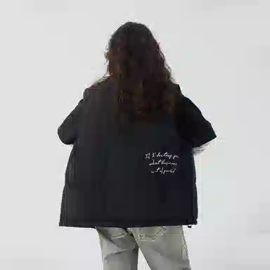 三体 文明系列 美式复古简约基础款字母印花立领保暖加厚柔软舒适休闲百搭户外工装机能风宽松无袖马甲 男女同款