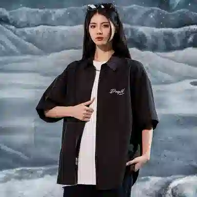 三体 水滴末日之战系列 简约休闲字母印花纯色翻领开衫美式复古宽松高街潮牌时尚百搭舒适学生多巴胺薄短袖衬衫 男女同款