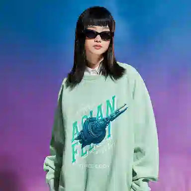 三体 亚洲战舰系列 休闲宽松简约字母印花圆领卫衣 男女同款