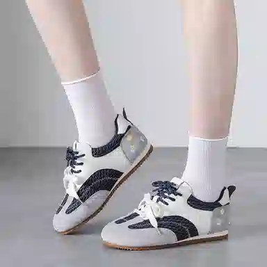 Aokang Casual Low-Top Sneakers