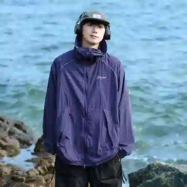 ROBINHOOD UPF50+LOGO