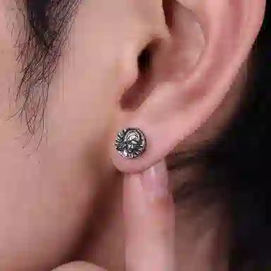 S925