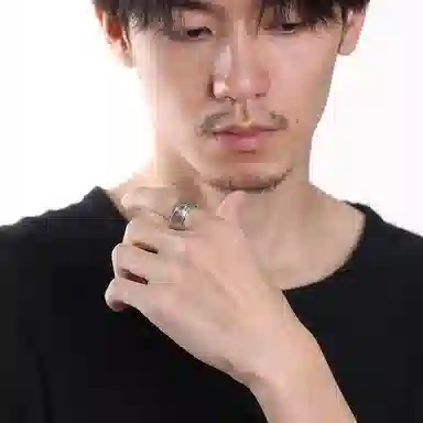 S990