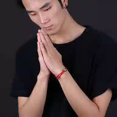 S925
