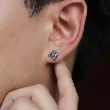 S925