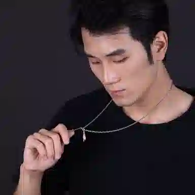 990