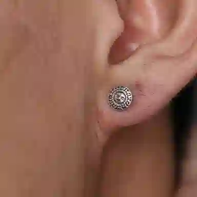 S925