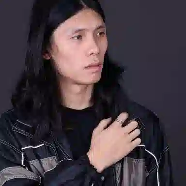 S990