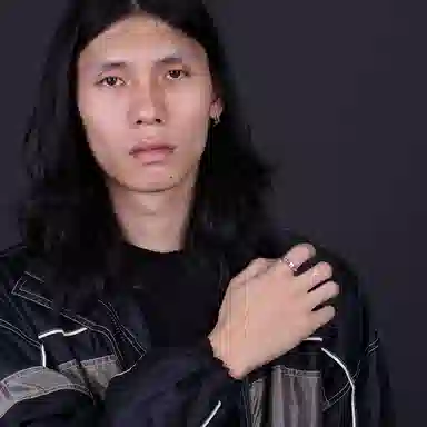 S990