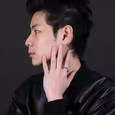 S990