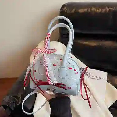 WHERE WHAT WHO ins PU