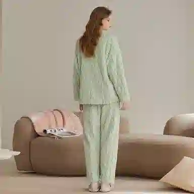 芬腾 珊瑚绒睡衣女秋冬季加绒加厚保暖法兰绒加大码 家居套装  女款  米杏 果绿 蓝色
