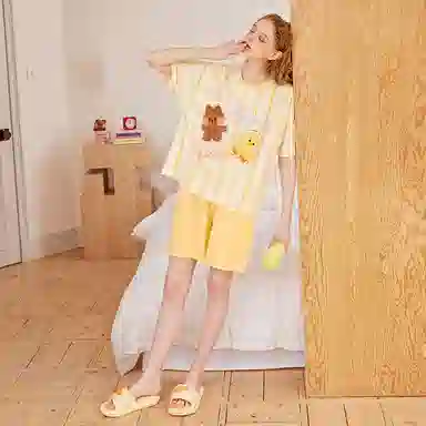 x LINE FRIENDS