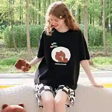 x LINE FRIENDS