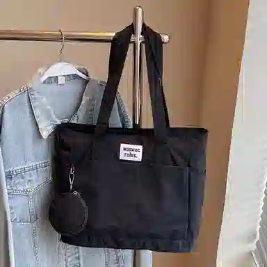 RKM Tote