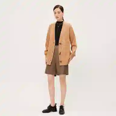 恒源祥 牛角扣复古立体绞花宽松毛衣 女款