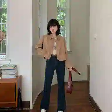 花栗鼠小姐 纯色翻领短款皮衣 女款