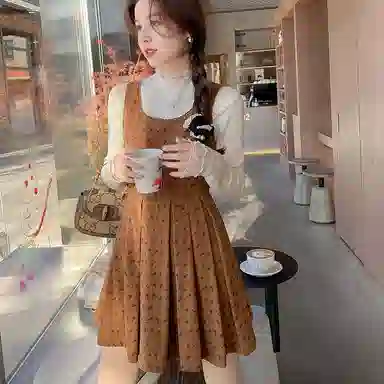 花栗鼠小姐 绣花丝绒印花短款无袖连衣裙 女款