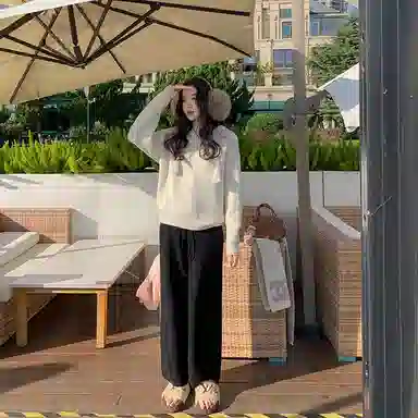 花栗鼠小姐 纯色休闲连帽长袖针织衫 女款