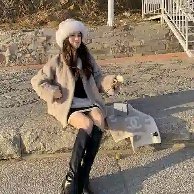 花栗鼠小姐 立领保暖细腻柔和亲肤外套皮草 女款