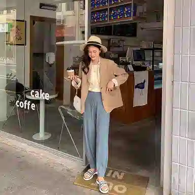 花栗鼠小姐 纯色高腰束脚休闲裤 女款