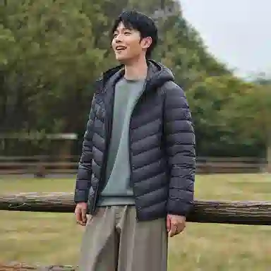 坦博尔 连帽短款轻薄保暖羽绒服 男款