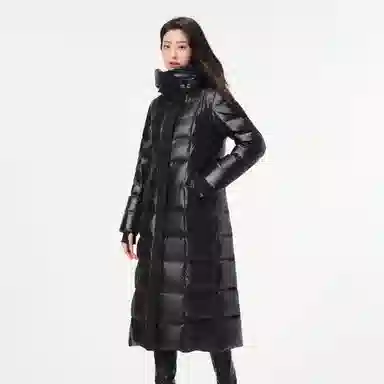 坦博尔 鹅绒长款过膝高充绒量加厚羽绒服 女款