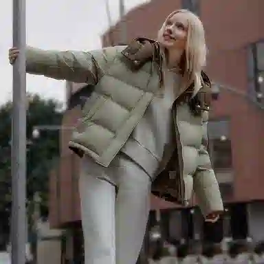 坦博尔 简约纯色保暖羽绒服 女款