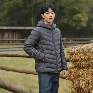 坦博尔 连帽短款轻薄保暖羽绒服 男款