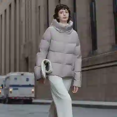 坦博尔 连帽纯色加厚羽绒服 女款