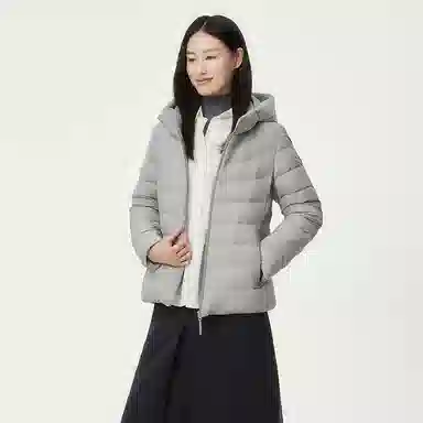 坦博尔 简约连帽保暖羽绒服 女款 黑色