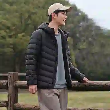 坦博尔 连帽短款轻薄保暖羽绒服 男款