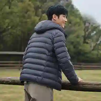 坦博尔 连帽短款轻薄保暖羽绒服 男款