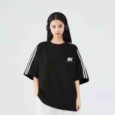 maxim's de paris LogoT