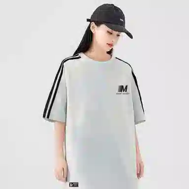 maxim's de paris LogoT