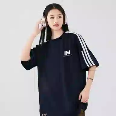 maxim's de paris LogoT