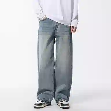 OVERPROTECTION i.tLOGO