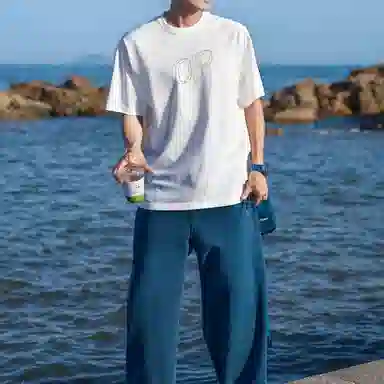 OVERPROTECTION logo260gT