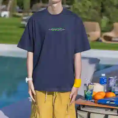 OVERPROTECTION logoT