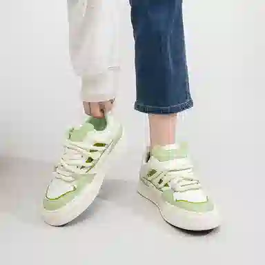 拉夏贝尔 合成革 双鞋带  舒适耐磨 增高轻便 低帮 板鞋 女款