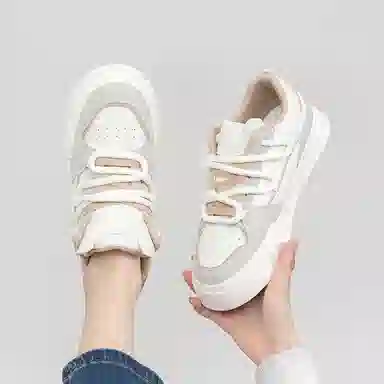 拉夏贝尔 合成革 双鞋带  舒适耐磨 增高轻便 低帮 板鞋 女款