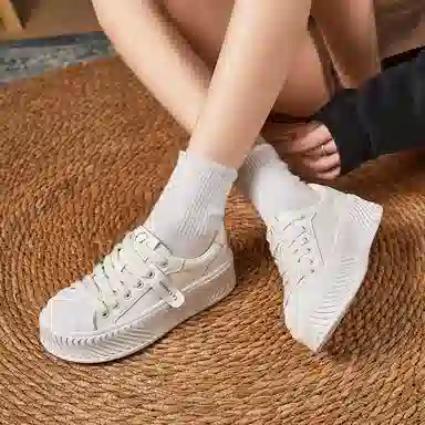 拉夏贝尔 百搭舒适 轻便透气 低帮 板鞋 女款