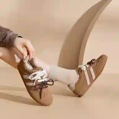 拉夏贝尔 潮流复古 百搭平底 德训舒适运动鞋 耐磨防滑 低帮 板鞋 女款